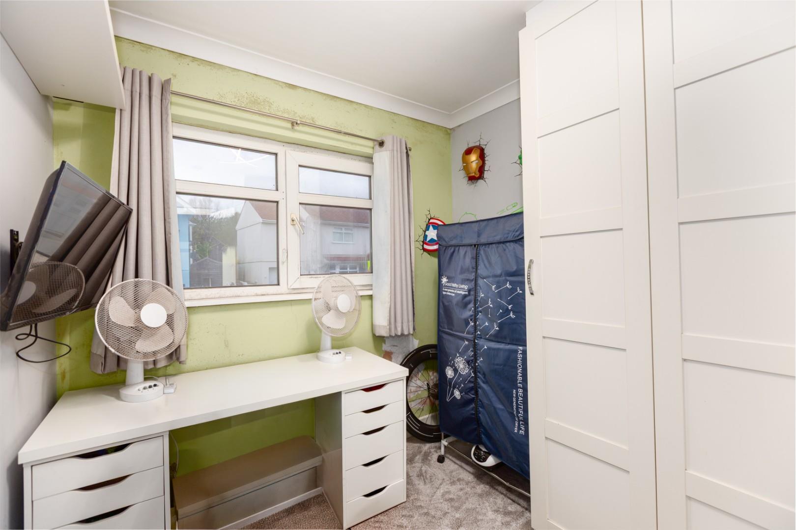 Slade Road, Newton, Swansea, SA3 4UE